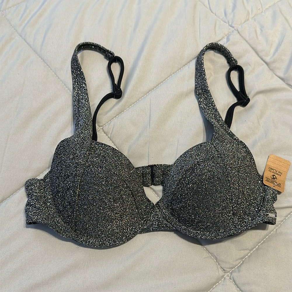 VICTORIA SECRET bathing suit top